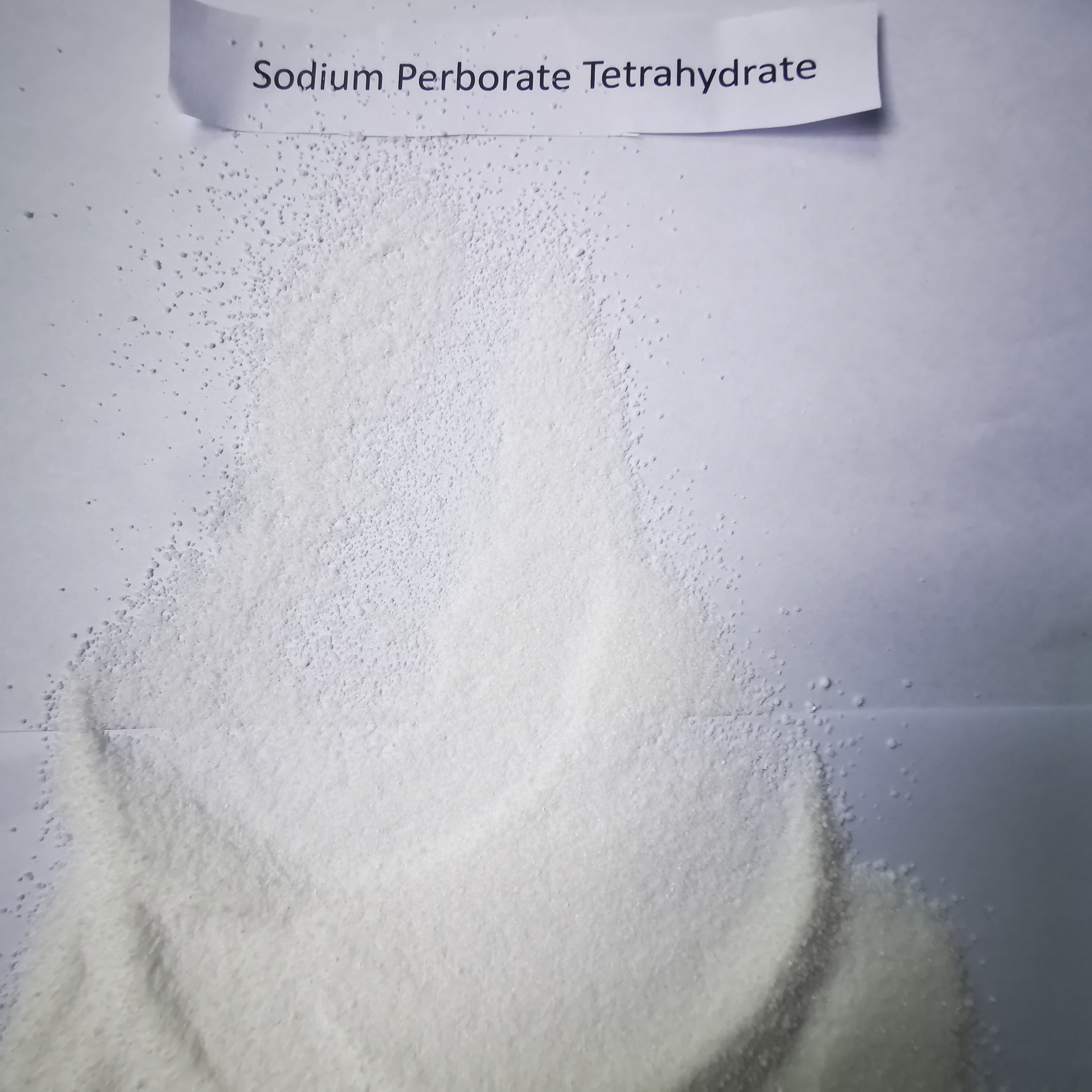 Κρυστάλλινη σκόνη ενεργοποιητών χλωρίνης για την καθαριστική βιομηχανία πλυντηρίων